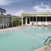 Travelodge Memphis Бассейн