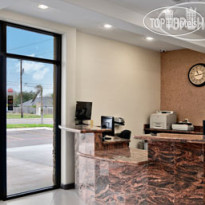 Travelodge Pharr McAllen Лобби