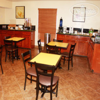 Texas Inn & Suites Raymondville 