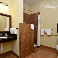 Best Western Plus Blanco Luxury Inn & Suites 