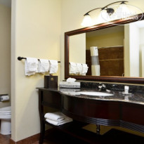 Best Western Plus Blanco Luxury Inn & Suites 