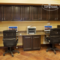 Holiday Inn Express Hotel & Suites Cleburne