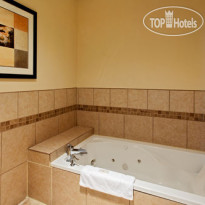 Holiday Inn Express Hotel & Suites Cleburne 