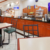 Holiday Inn Express Hotel & Suites Dallas - Grand Prairie I-20