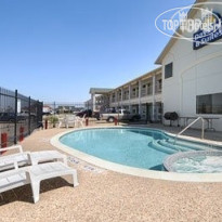 Days Inn and Suites Port Arthur 