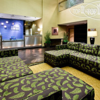 Holiday Inn Express Hotel & Suites Dallas South-DeSoto 