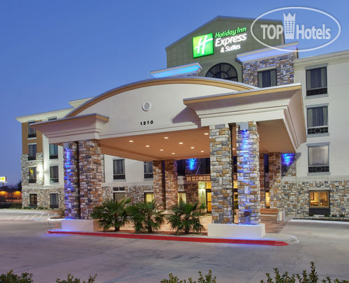 Фотографии отеля  Holiday Inn Express Hotel & Suites Dallas South-DeSoto 2*