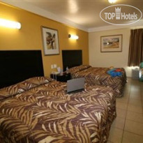 Island Inn Номер