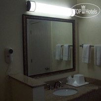 Island Inn Ванная комната