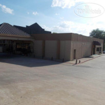 Super 8 Longview/North  