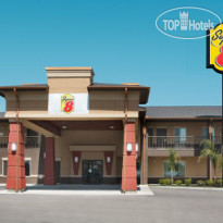 Super 8 Karnes City 