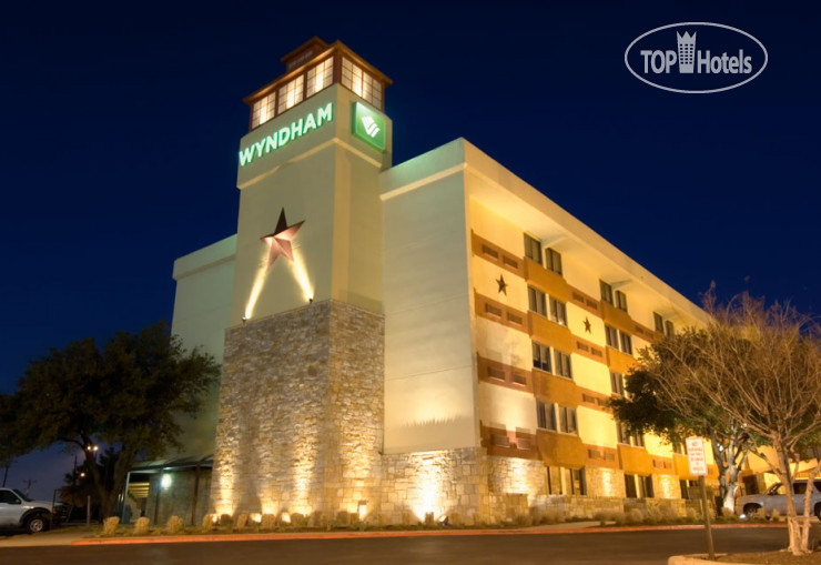 Фотографии отеля  Wyndham Garden Austin 3*