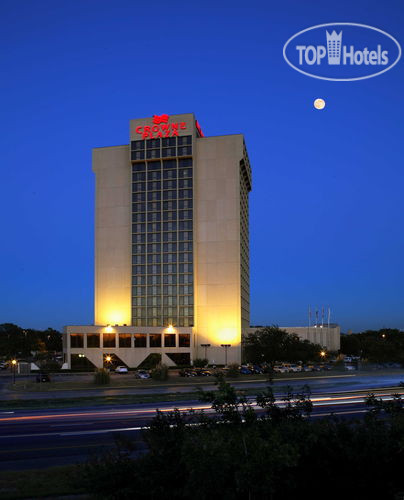 Фотографии отеля  Crowne Plaza Dallas Market Center 4*