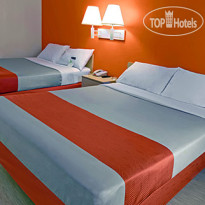 Motel 6 Dallas-Addison 
