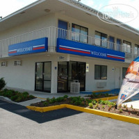 Motel 6 San Marcos 2*