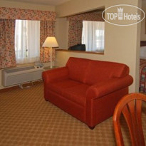 Econo Lodge Inn & Suites Six Flags 