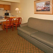Econo Lodge Inn & Suites Six Flags