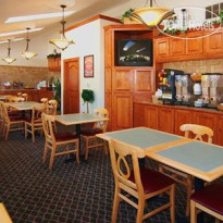 Econo Lodge Inn & Suites Six Flags