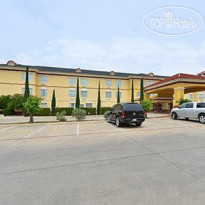 Comfort Suites North Fossil Creek Отель