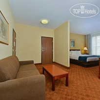 Comfort Suites North Fossil Creek Номер