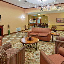 La Quinta Inn & Suites DeSoto 