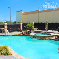 La Quinta Inn & Suites Grand Prairie South 