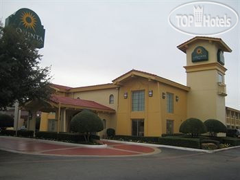 Фотографии отеля  La Quinta Inn Dallas Northwest Farmers Branch 2*