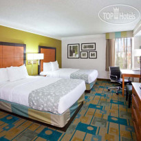 La Quinta Inn & Suites Houston Stafford Sugarland 