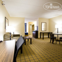 Holiday Inn Express Hotel & Suites Austin Airport 