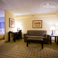 Holiday Inn Express Hotel & Suites Austin Airport 