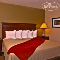 Best Western Plus Town & Country Inn 