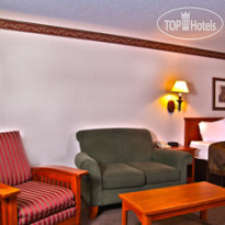 Best Western Plus Town & Country Inn 