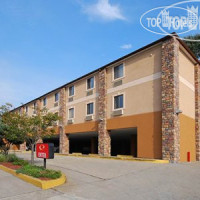 Econo Lodge Jersey City 3*