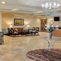 Radisson Hotel Freehold 