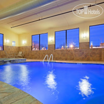 La Quinta West Long Branch 