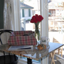 The Colonial Inn at Historic Smithville