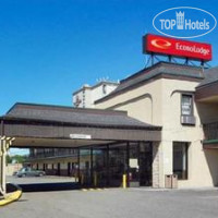 Econo Lodge Newark International Airport 1*