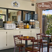 Super 8 Los Angeles / Alhambra 