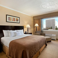 DoubleTree by Hilton Hotel LAX - El Segundo 