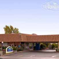 Days Inn & Suites Palmdale / Lancaster 