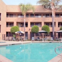 Super 8 Commerce / LA Area 