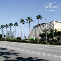 Radisson Hotel at Los Angeles Airport 3*