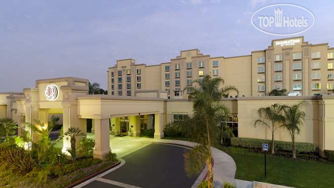 Фотографии отеля  DoubleTree by Hilton Los Angeles Commerce 3*