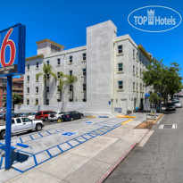 Motel 6 San Diego Downtown 