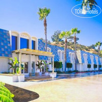 Comfort Inn & Suites Hotel Circle SeaWorld Area 3*