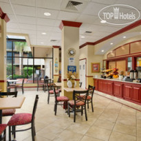 Travelodge Inn & Suites Orlando Airport 