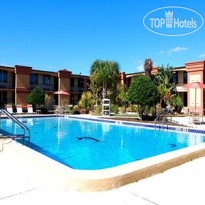 Econo Lodge Inn & Suites Near Florida Mall 