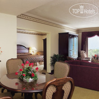 Rosen Plaza 