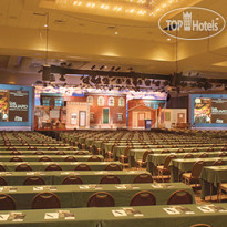 Rosen Plaza 