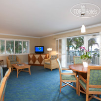 The Naples Beach Hotel & Golf Club 